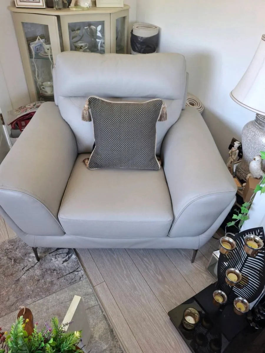 Sitting room furniture - Image 2