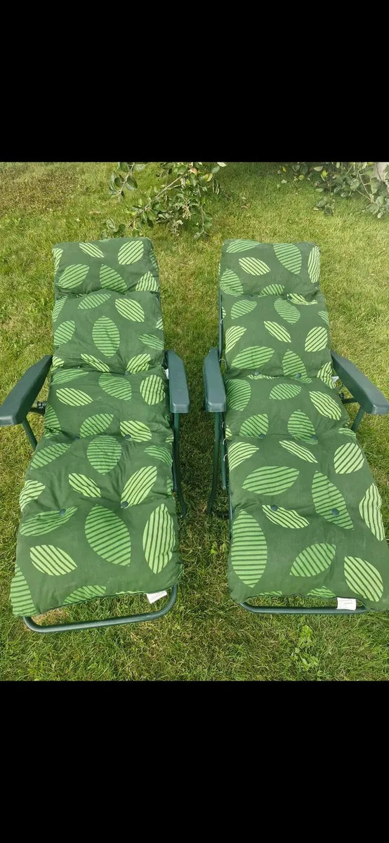 Two Recliner chairs - Image 1