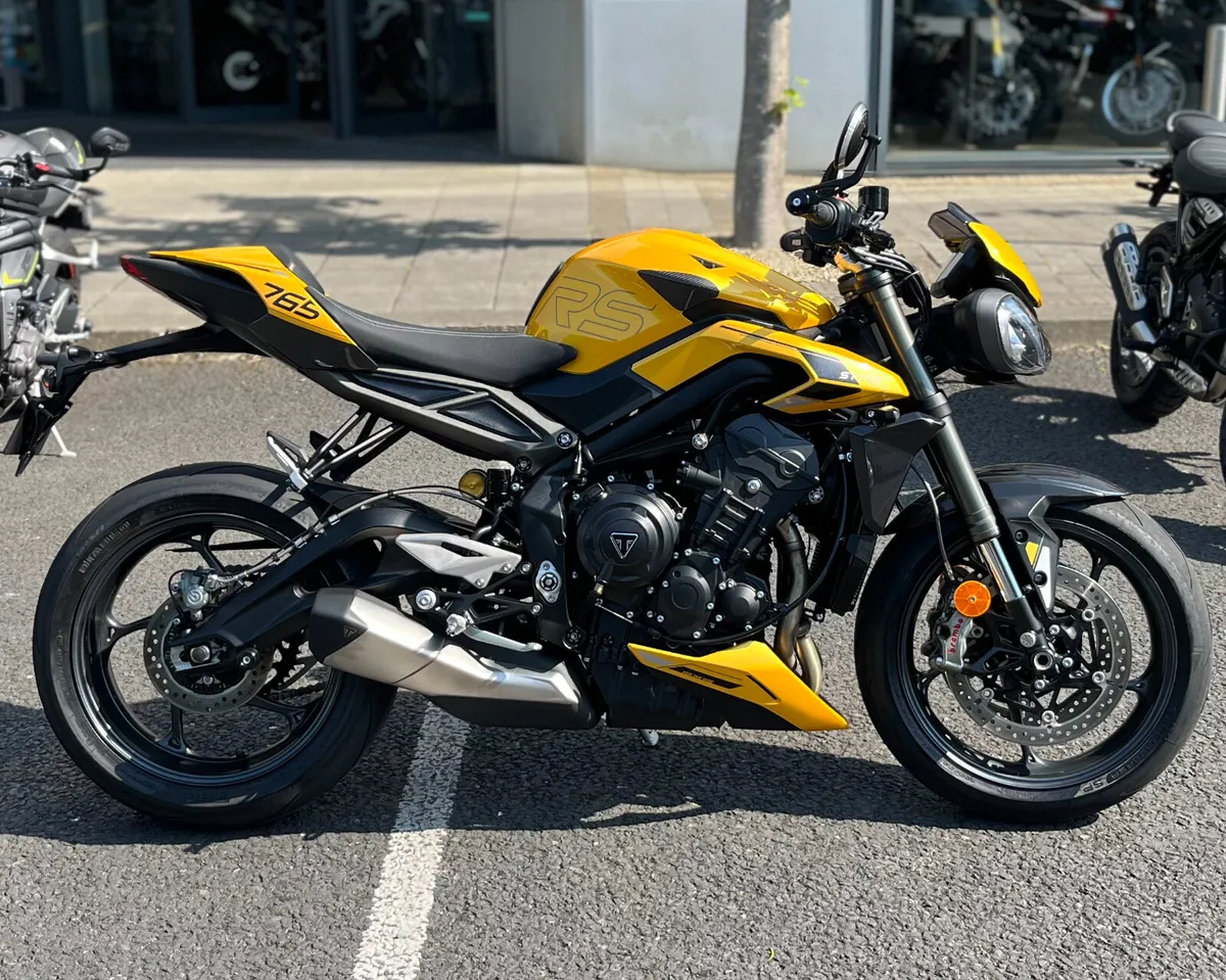 TRIUMPH STREET TRIPLE 765 RS - Image 1