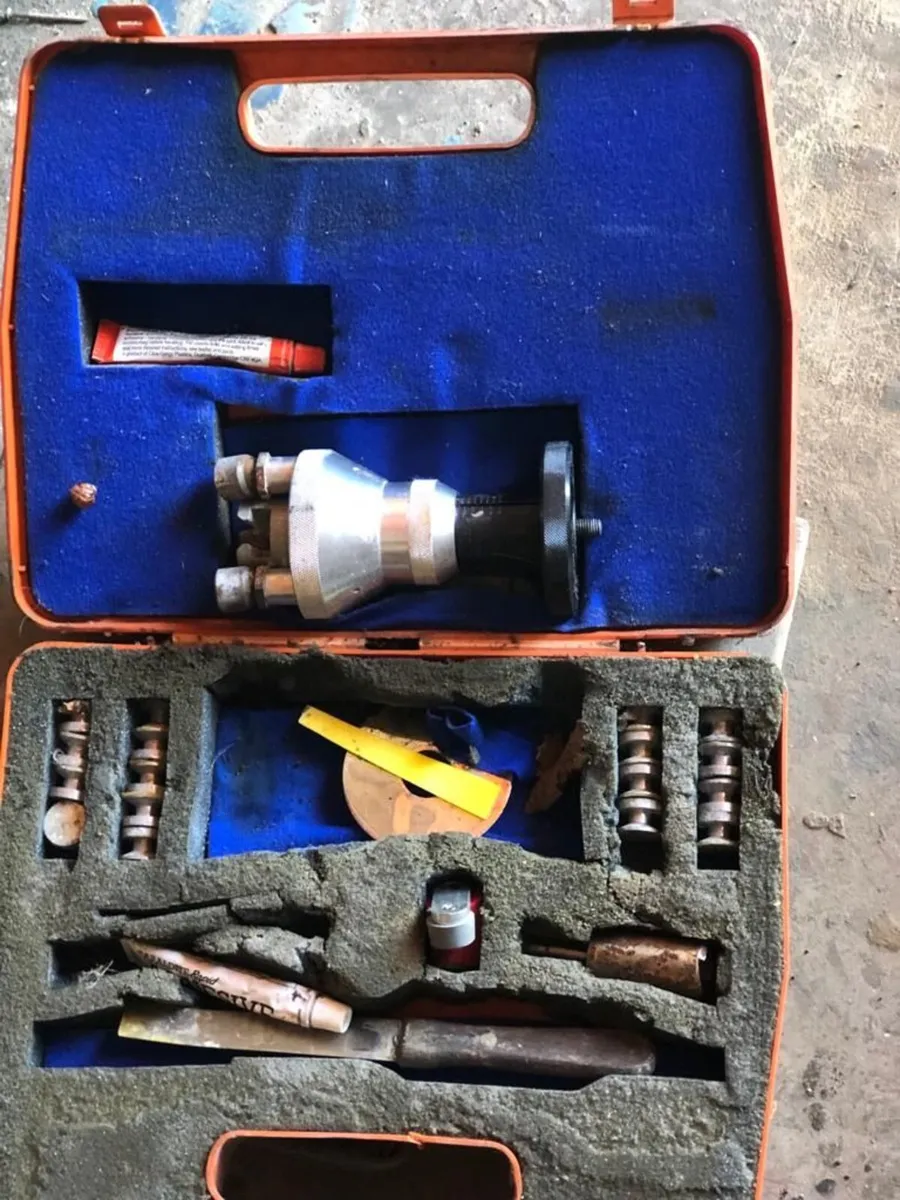 Flooring Tools - Image 4