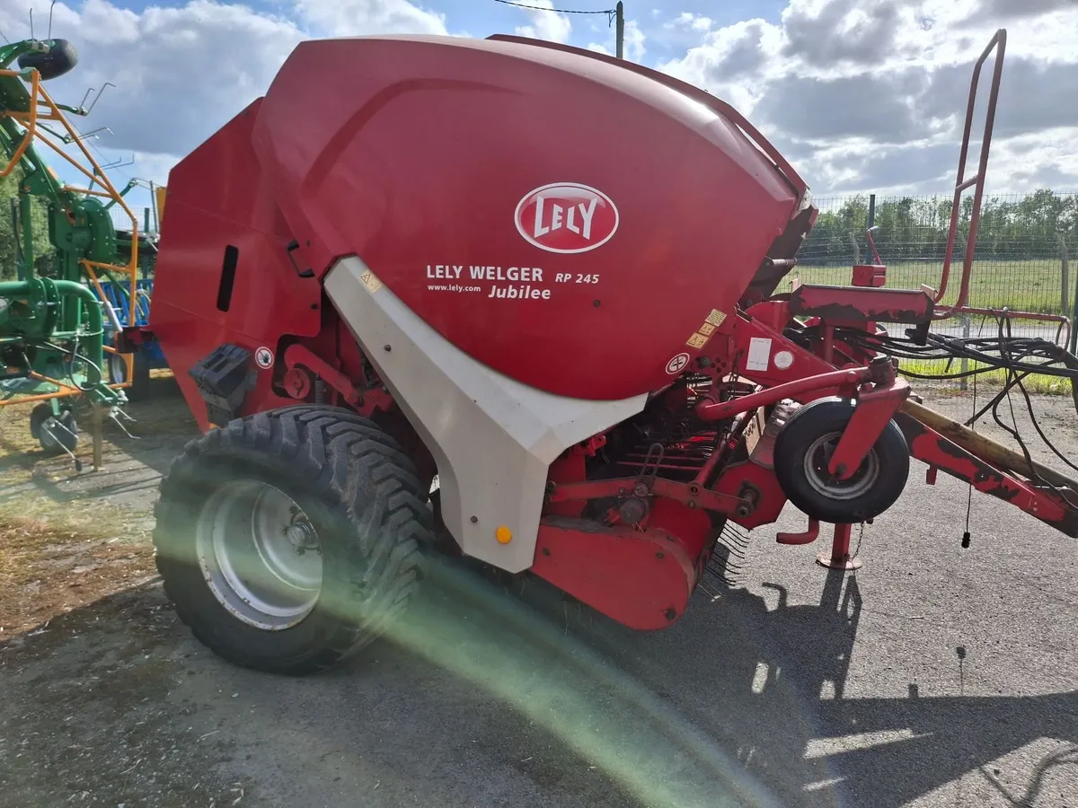 Lely Welger RP245 Baler - Image 2