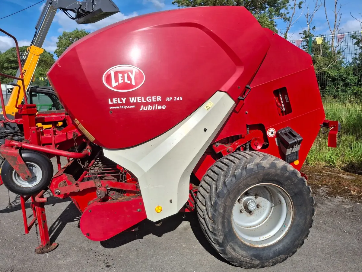 Lely Welger RP245 Baler - Image 1