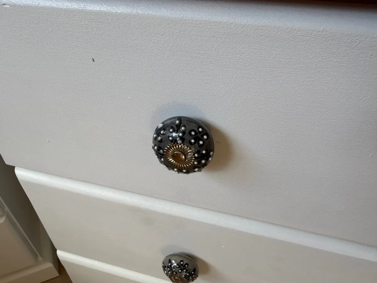 Bedside lockers - Image 2