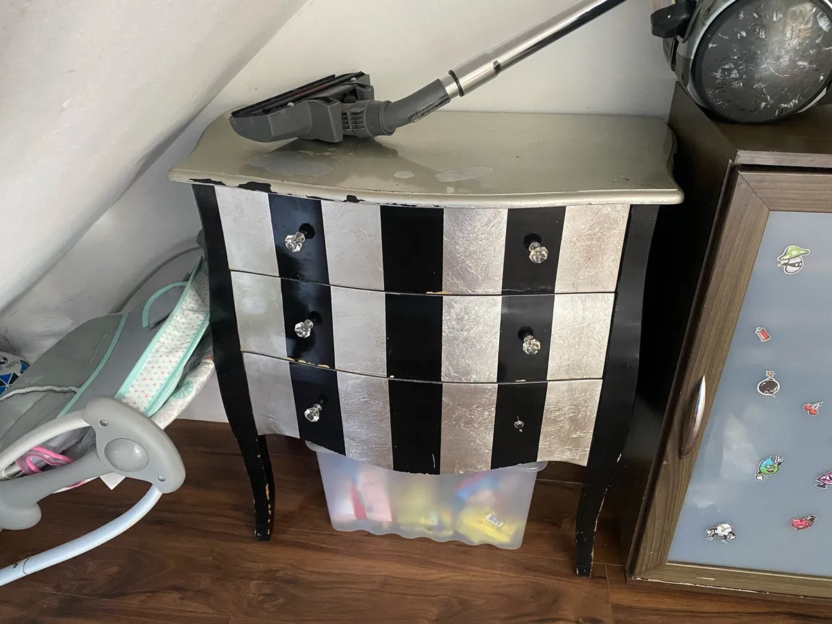 Habitat-chest of drawers very good condition - Image 3