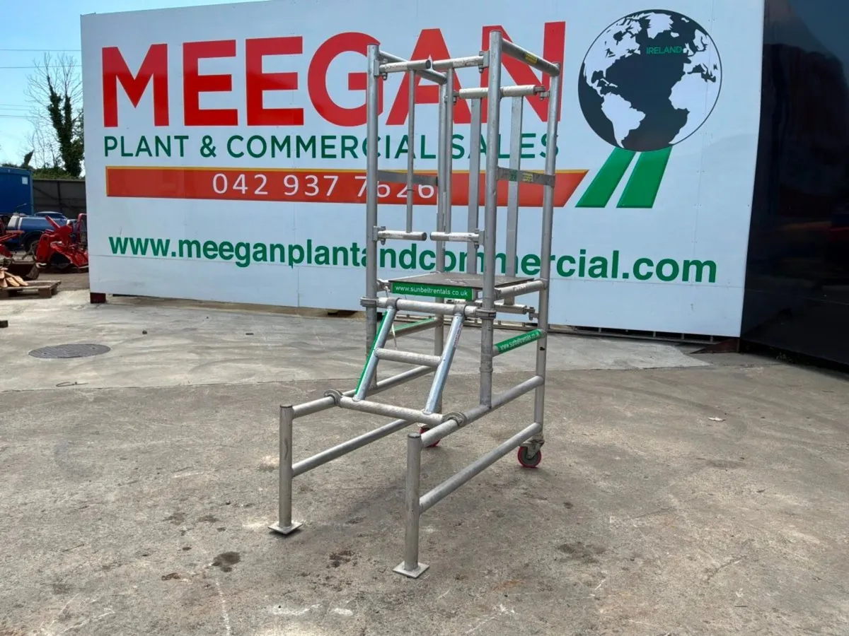 ALUMINIUM  PODIUM ACCESS PLATFORM.....756. - Image 3