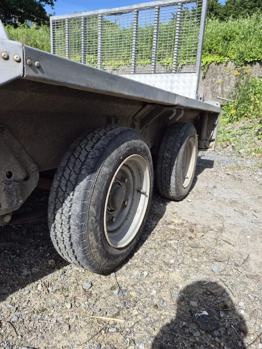 Plant trailer - Image 1