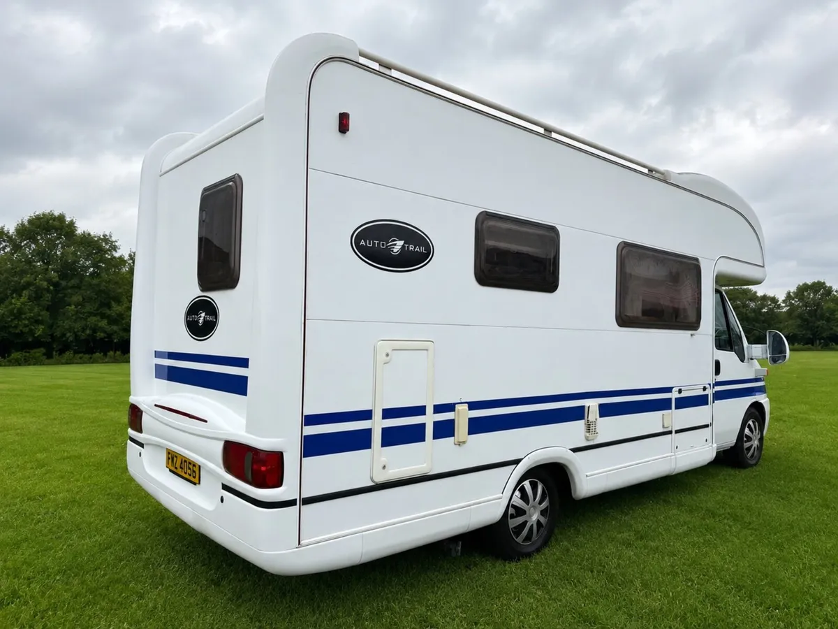 Northern Ireland Fiat 2.8 auto Trail 4 berth 2005 - Image 3