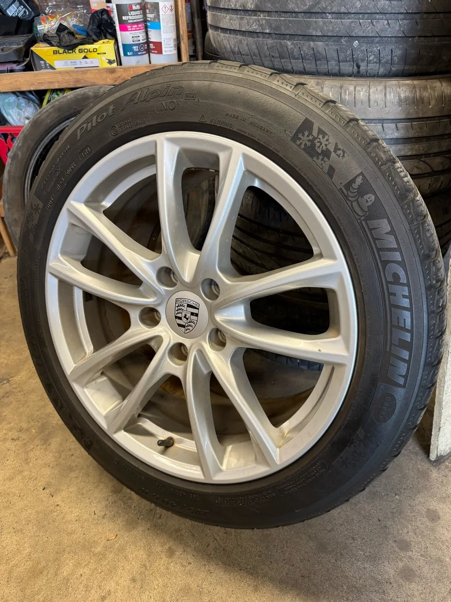 Porsche alloys genuine - Image 3