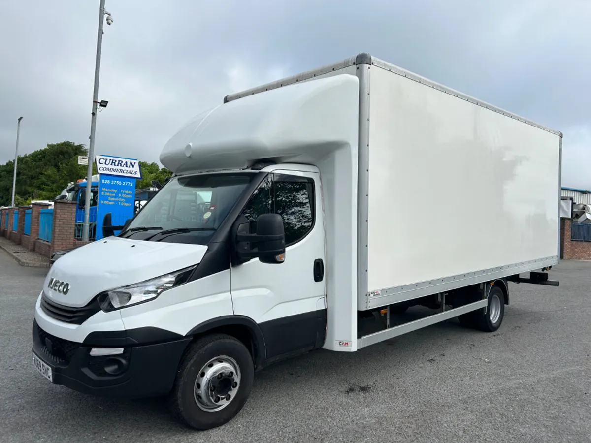 2019 Iveco daily 70c18 7.2 ton 20ft box - Image 1
