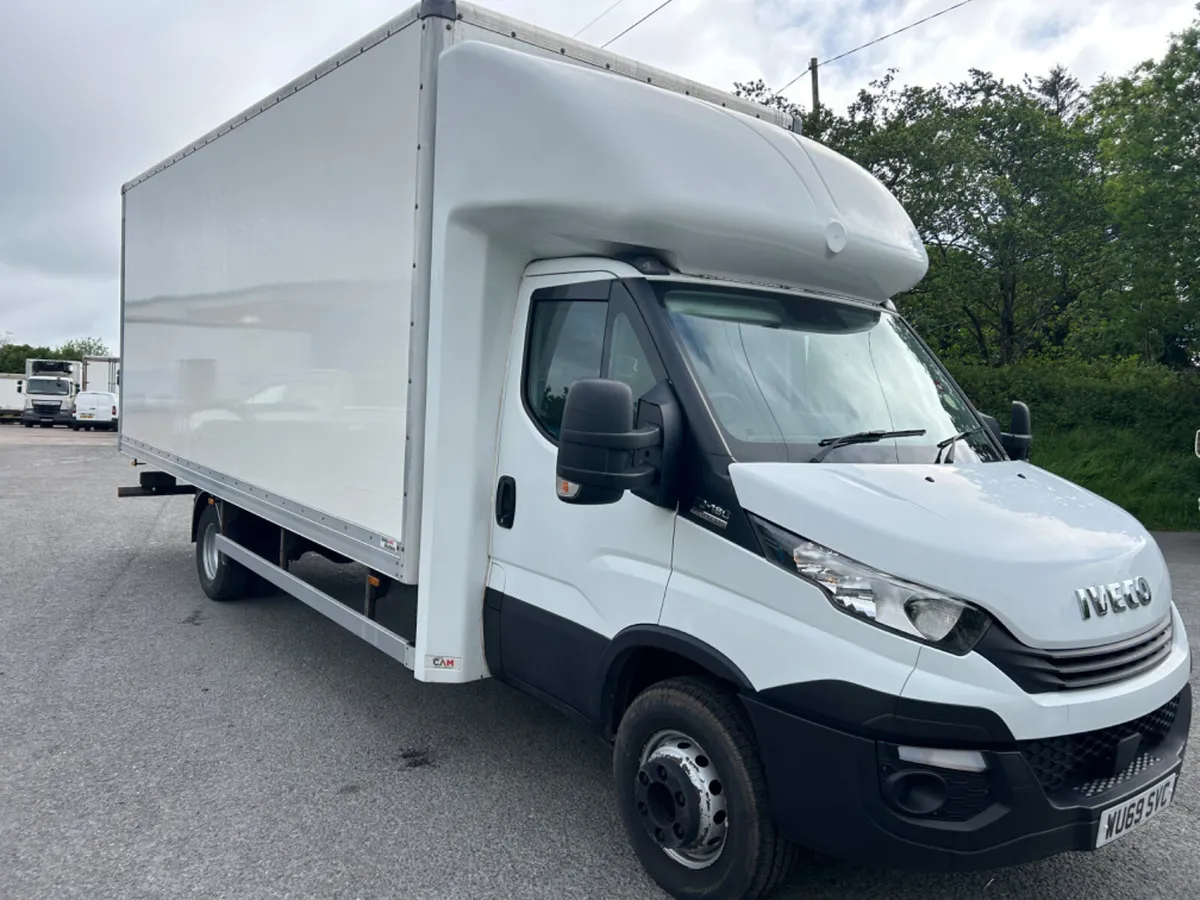 2019 Iveco daily 70c18 7.2 ton 20ft box - Image 3