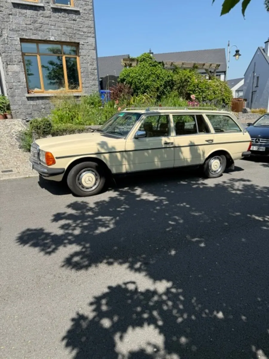 Mercedes-Benz Other 1984 - Image 2
