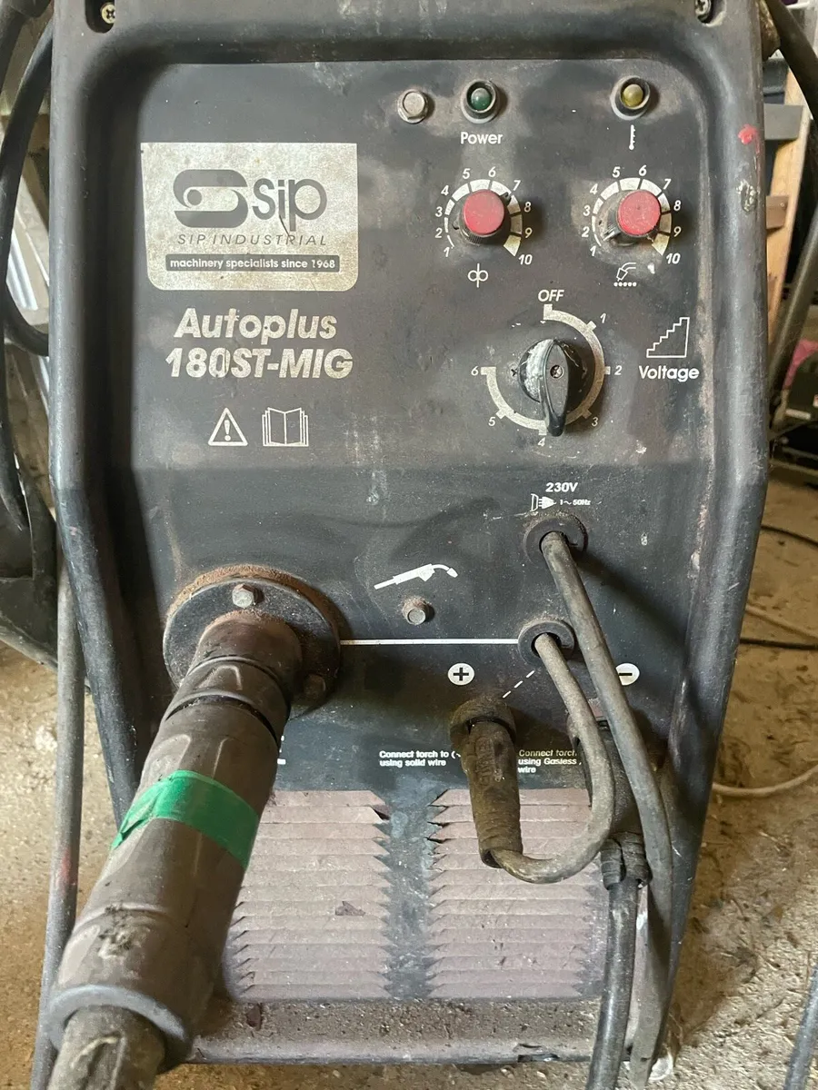 Mig Welder - Image 1
