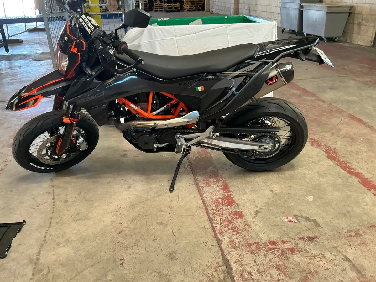 Motorcycle - Image 1
