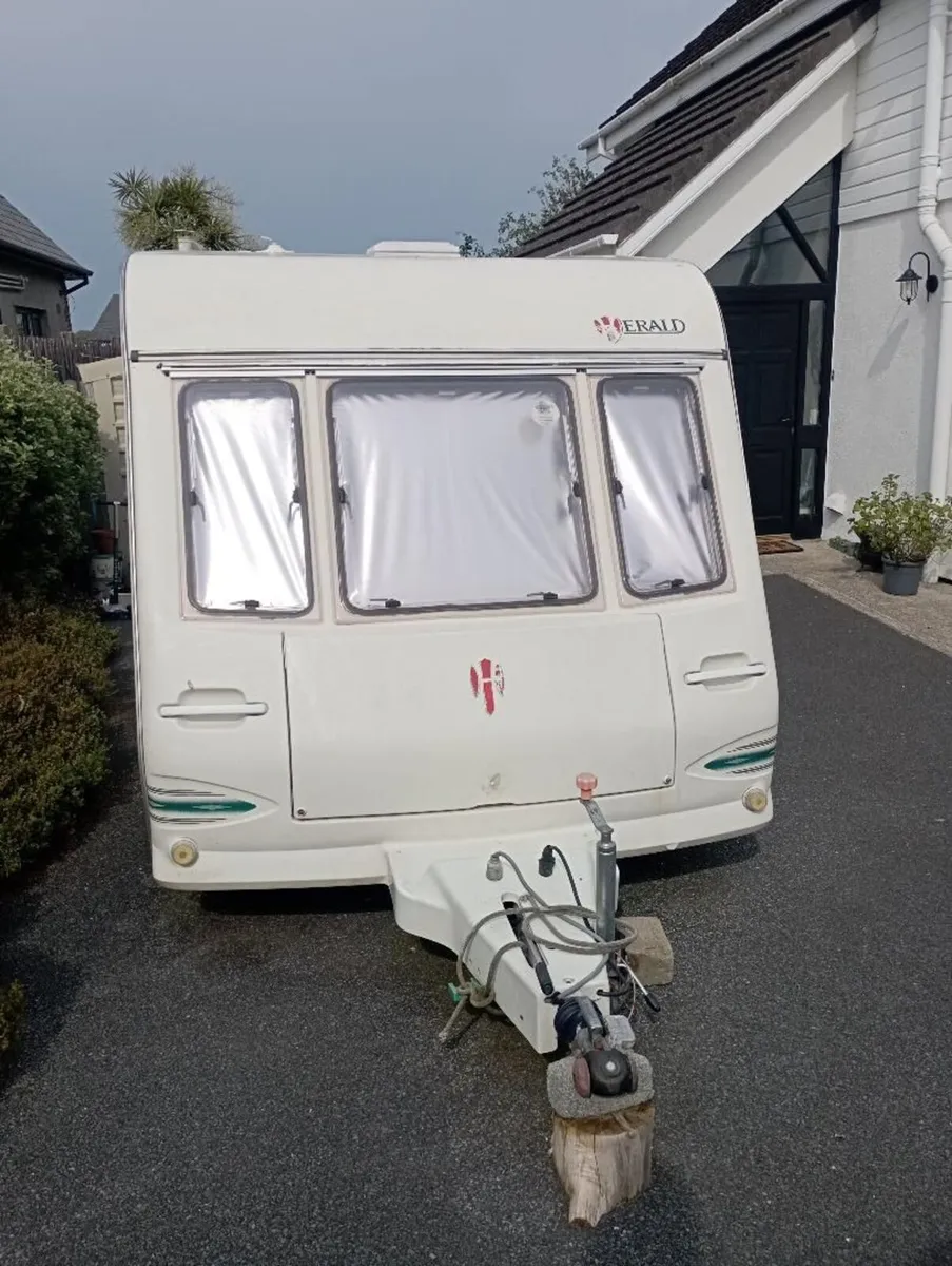 Caravan two berth. - Image 4