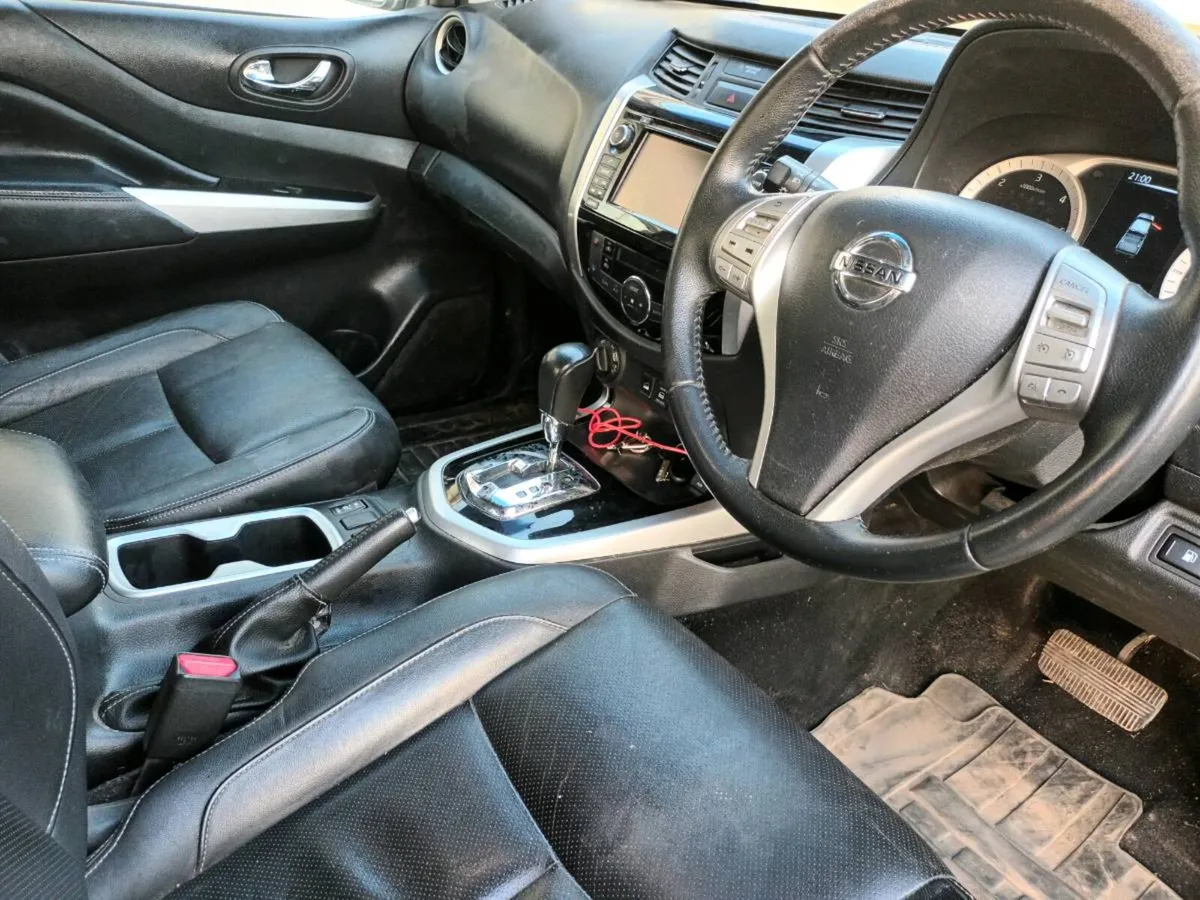 Spotless Nissan Navara Crewcab - Image 3