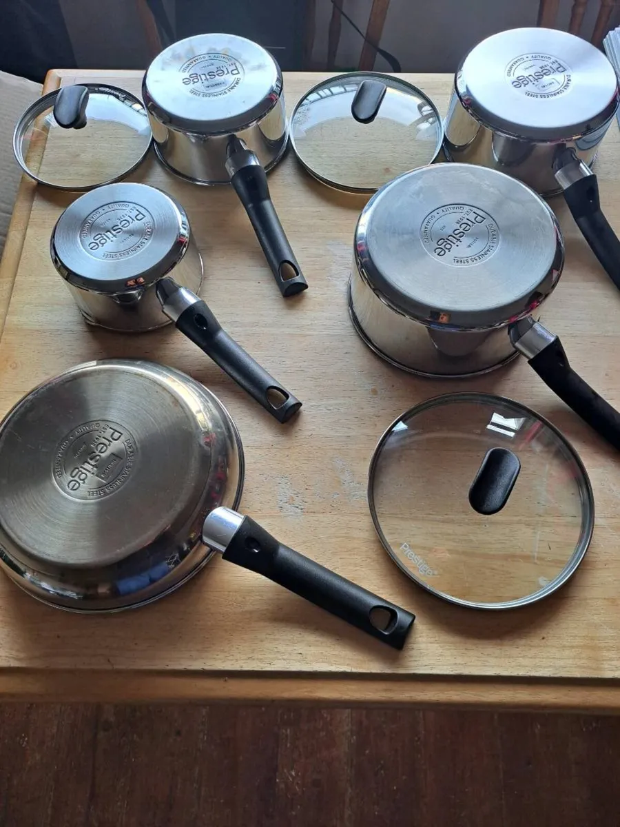 4 piece non - stick stainless steel set +1free - Image 2