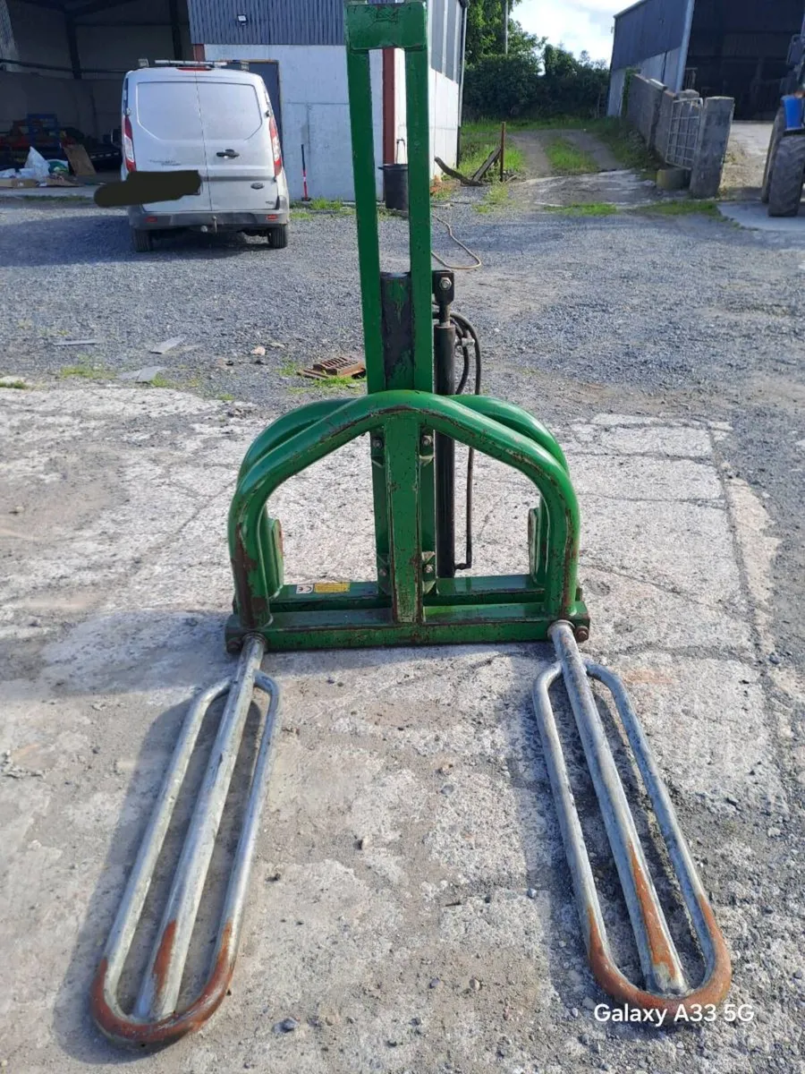 Cashels pick and stack - Image 1