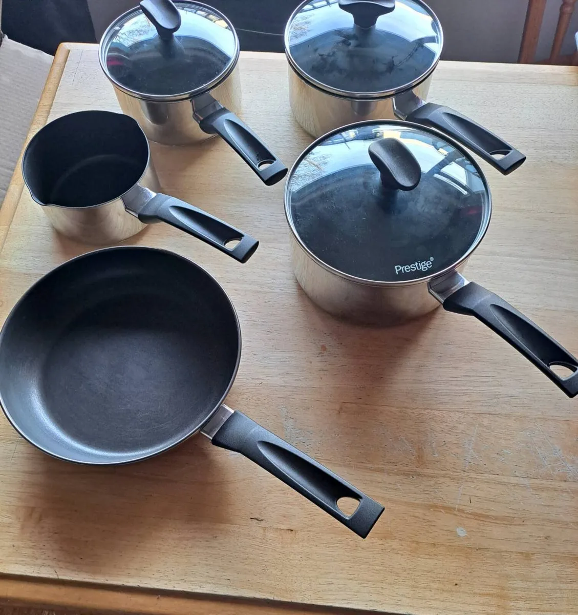 4 piece non - stick stainless steel set +1free - Image 4