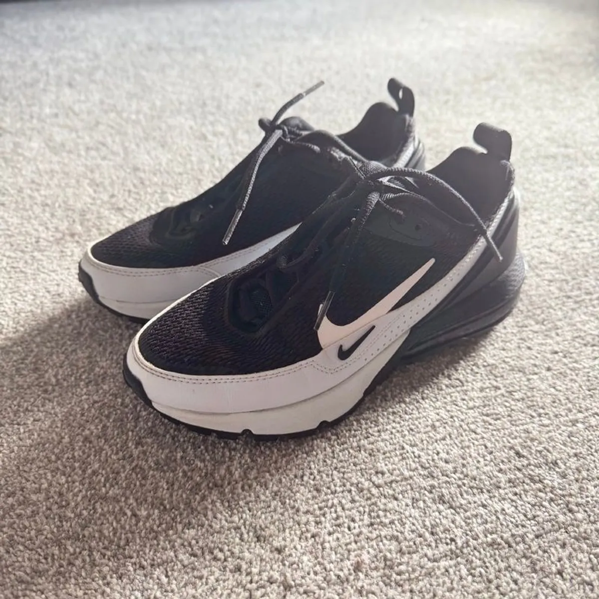 Nike Air Max Pulse sneakers Size 3.5 - Image 1