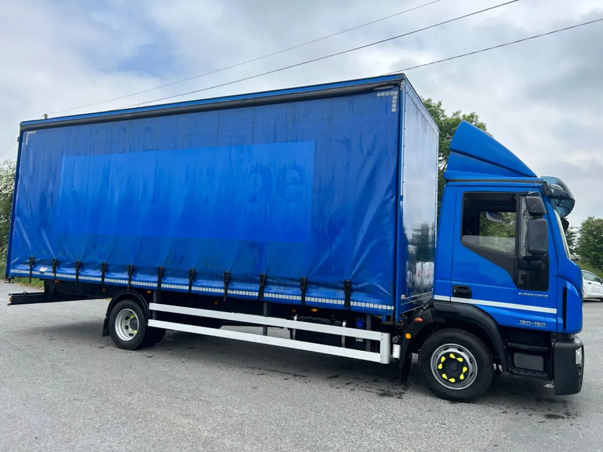 2018 iveco 12e19 12 ton Curtainsider - Image 4