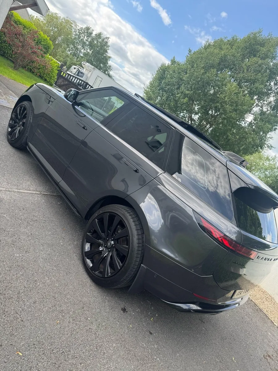 232 Land Rover Range Rover Sport D300 - Image 4