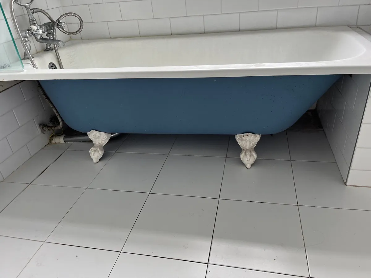 Bath - Image 2