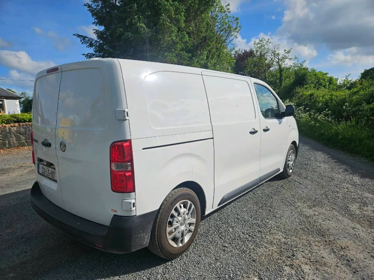 Opel vivaro 2022 - Image 4