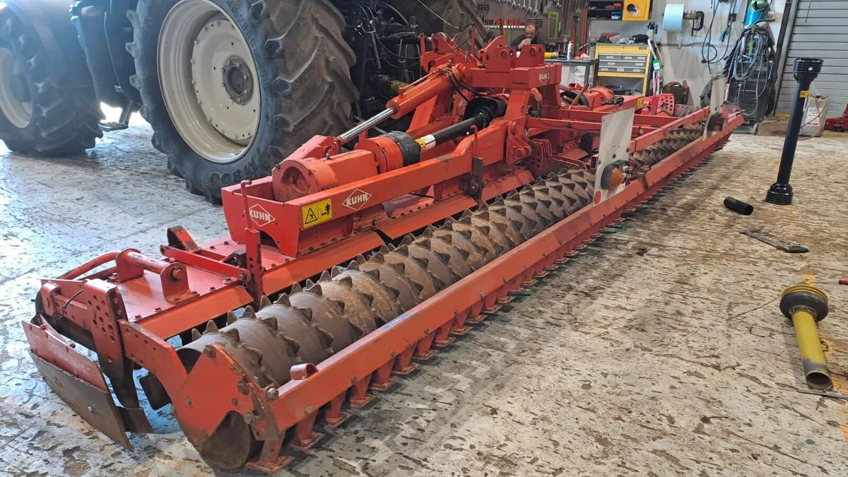 KUHN HR6003 DR POWER HARROW (2005) - Image 3