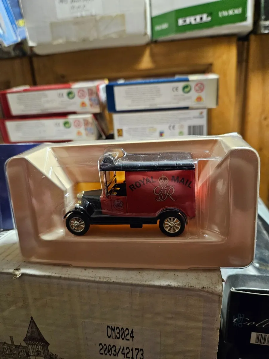Corgi Royal Mail Van - Image 1