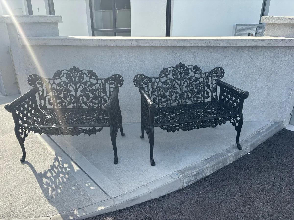 Iron benches - Image 3