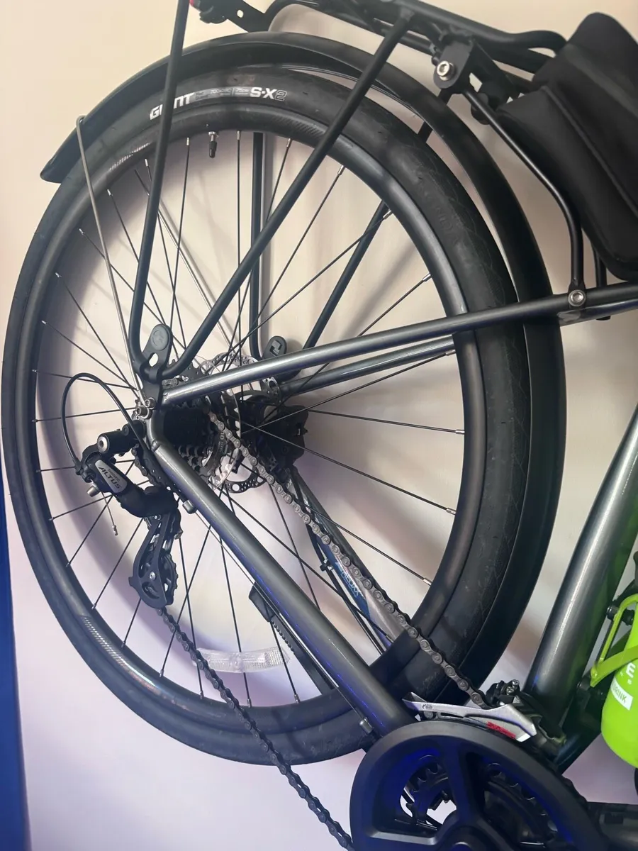 Giant 21 speed eco bike - Image 2