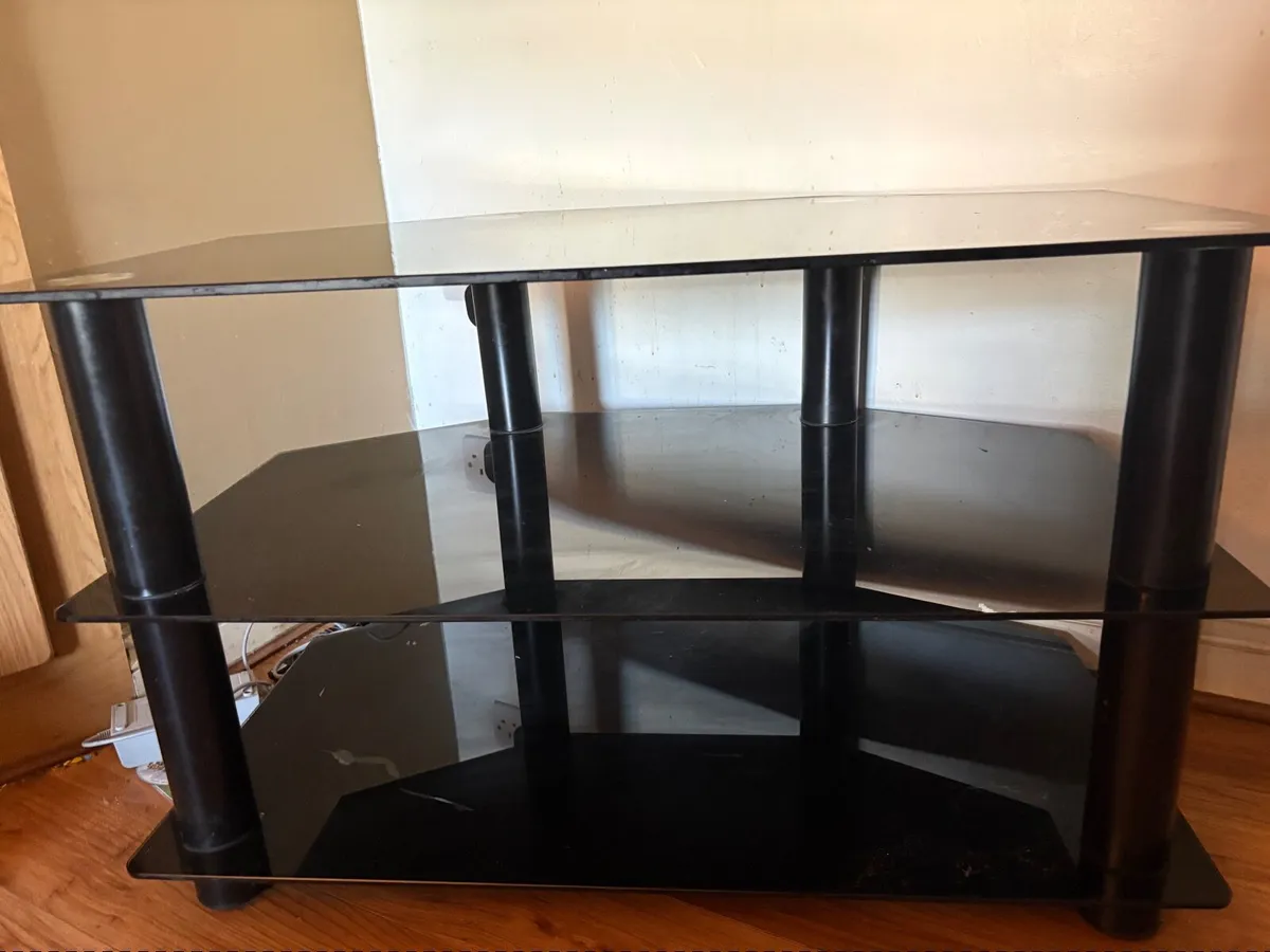 Glass TV stand - Image 4