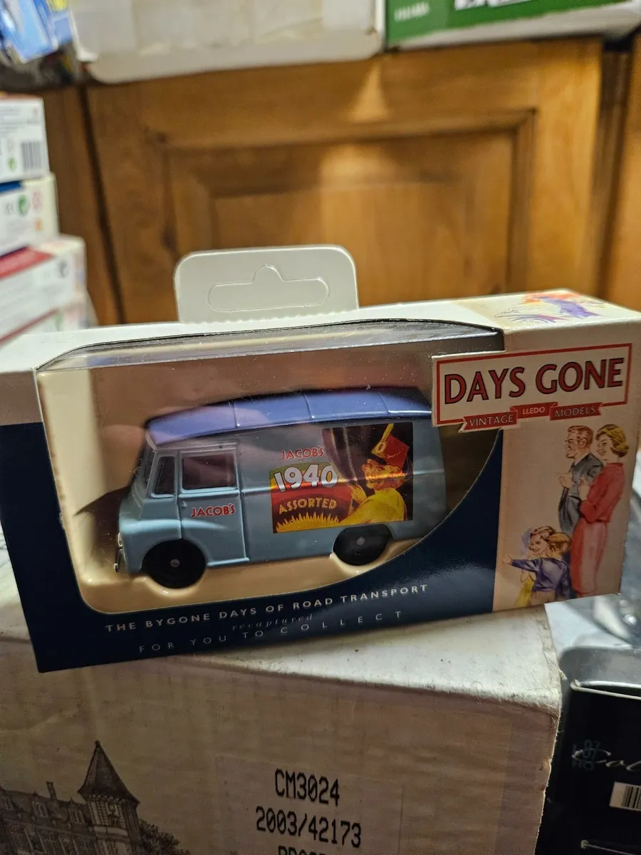 Corgi Lledo Jacobs Van