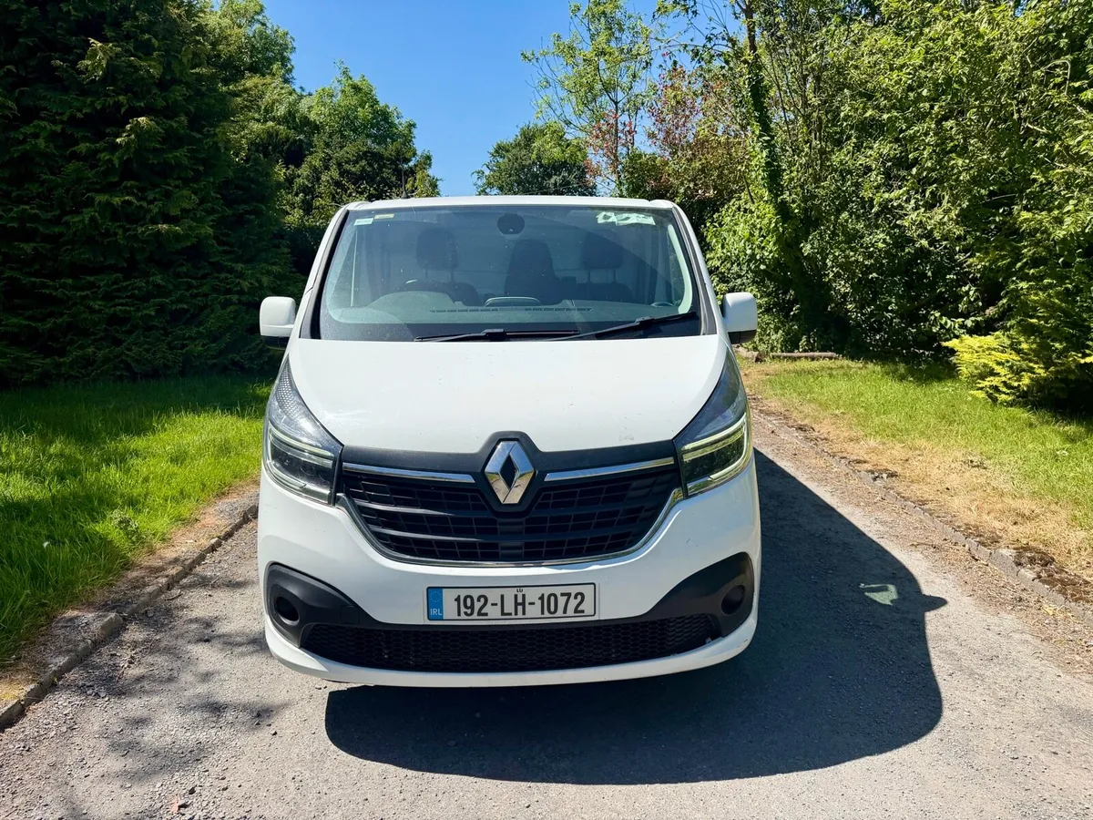 2019 Renault Trafic Sport SWB Low Mileage - Image 3