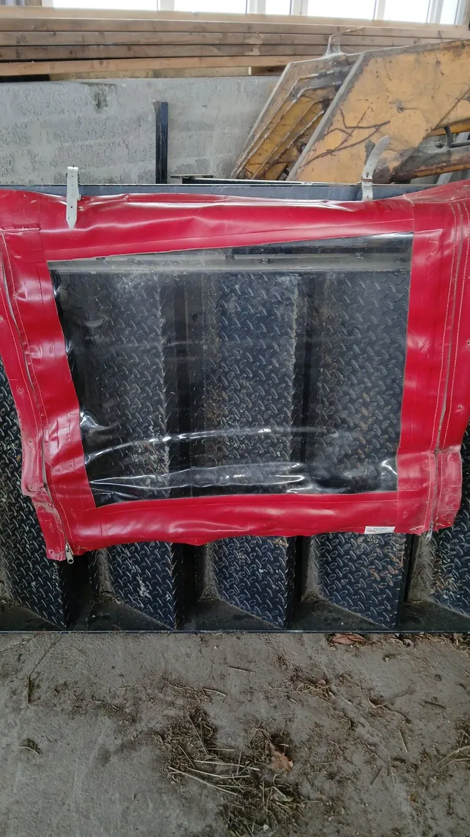Rear canvase for duncan cab