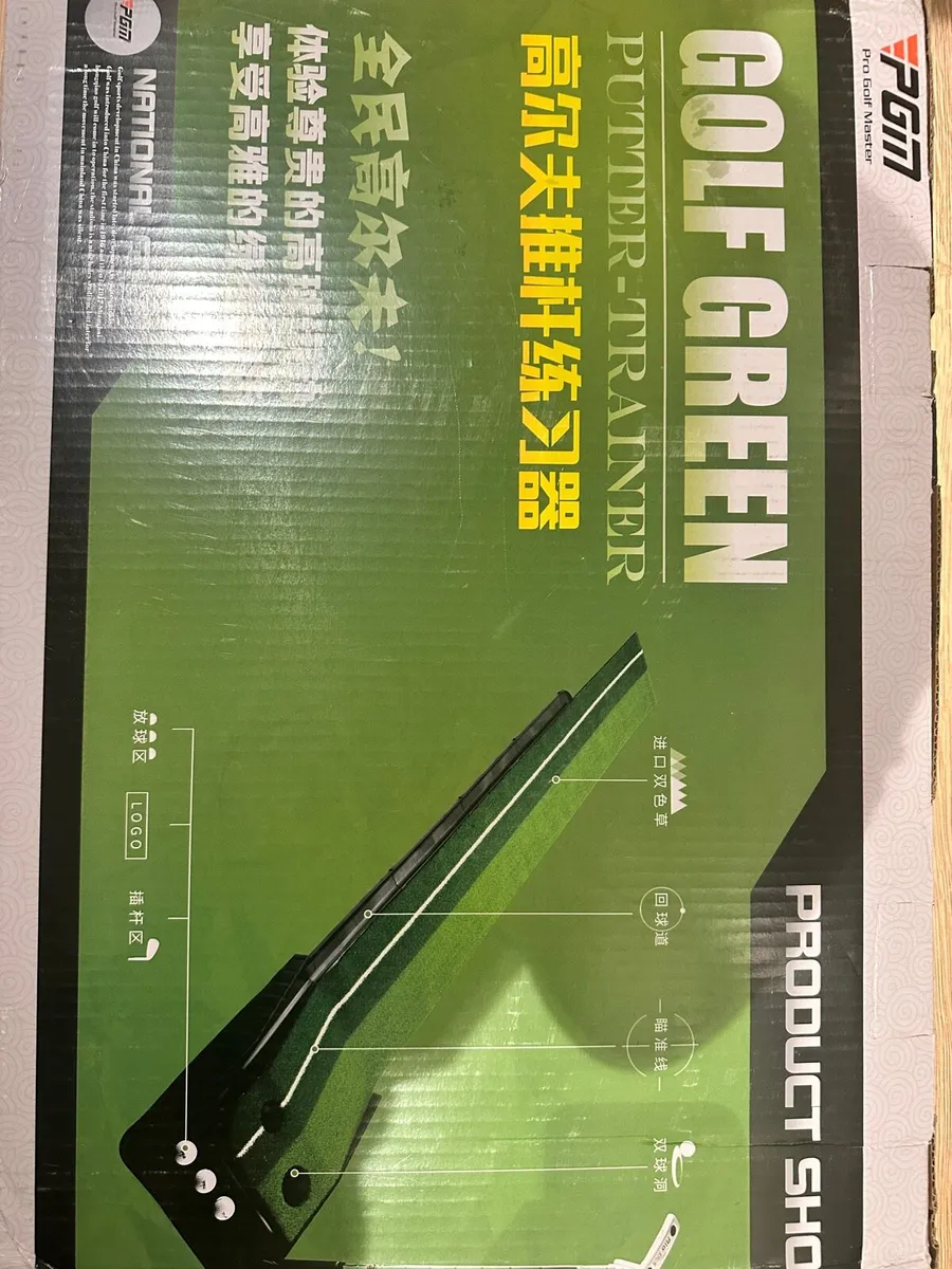 Golf putting exercise indoor