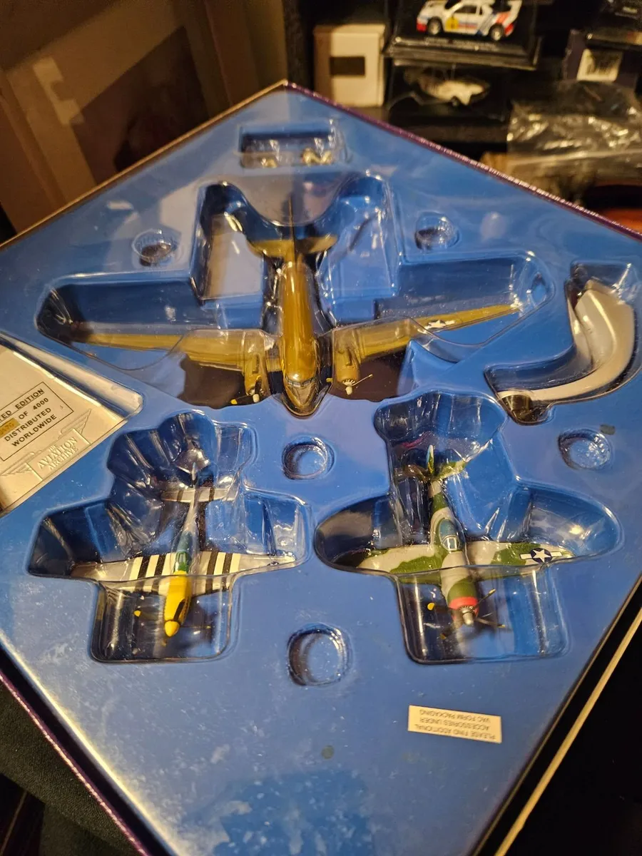 Corgi D Day Aircraft P47 P51 Dakota - Image 4