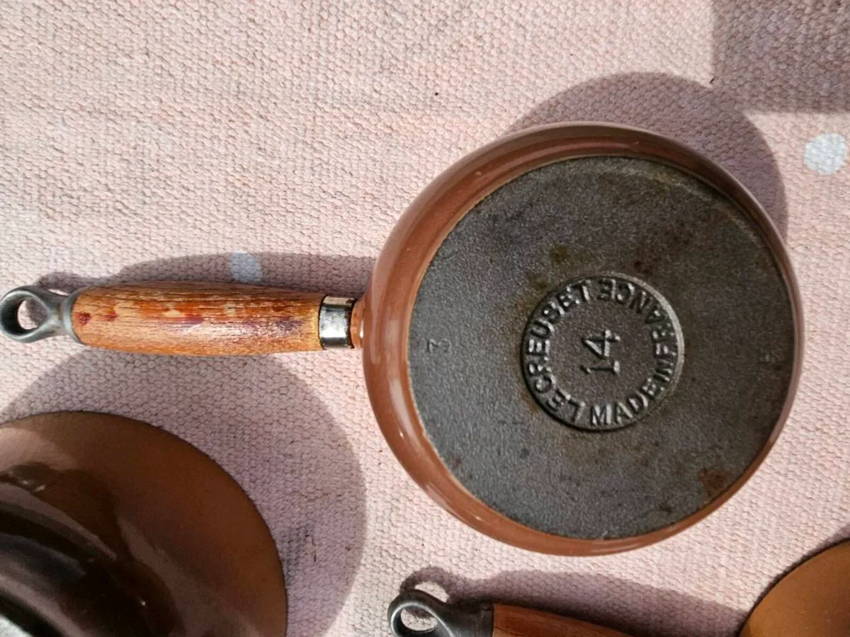 4 Vintage Le Creuset Saucepans / Pots - Image 3