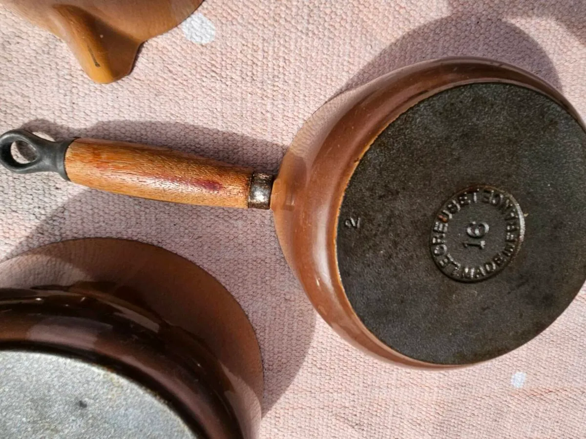 4 Vintage Le Creuset Saucepans / Pots - Image 4