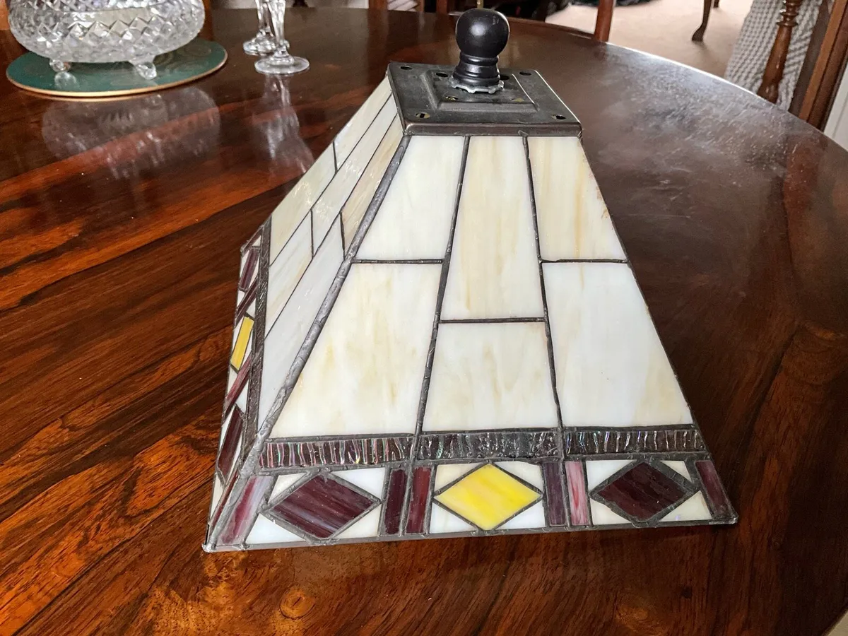 Tiffany Style Lamp Shade - Image 2