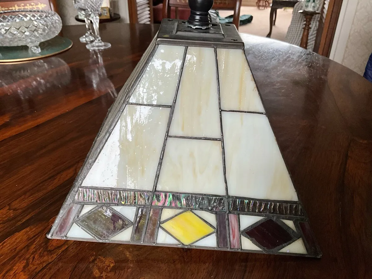 Tiffany Style Lamp Shade - Image 3