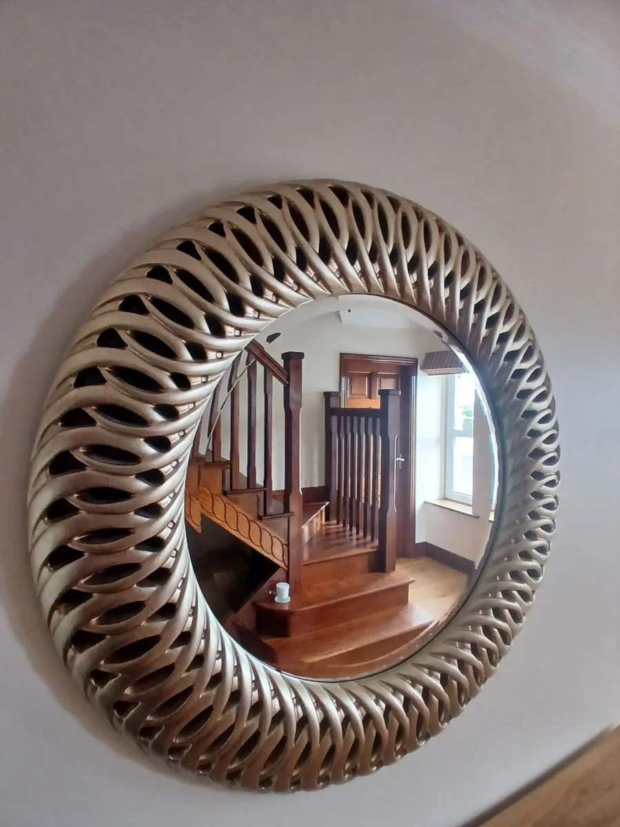 Mirror - Image 1
