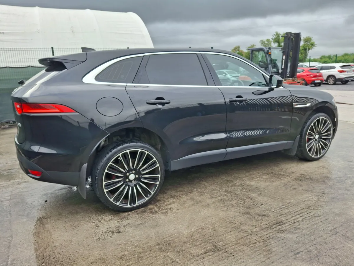 162 jaguar F-Pace prestige Automatic - Image 3