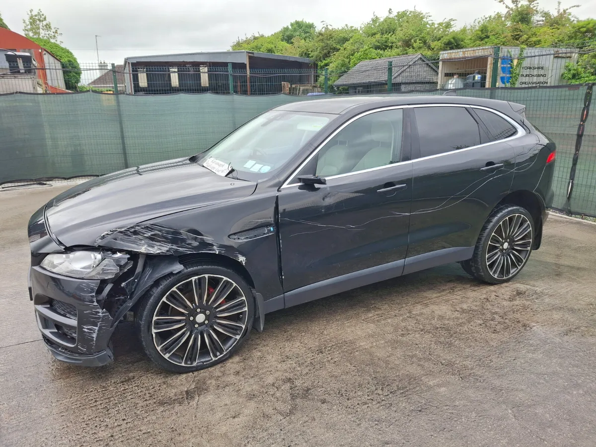 162 jaguar F-Pace prestige Automatic - Image 3