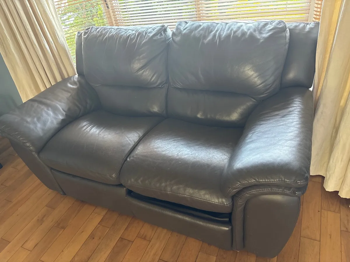 Italian Leather two seater couch - Image 2