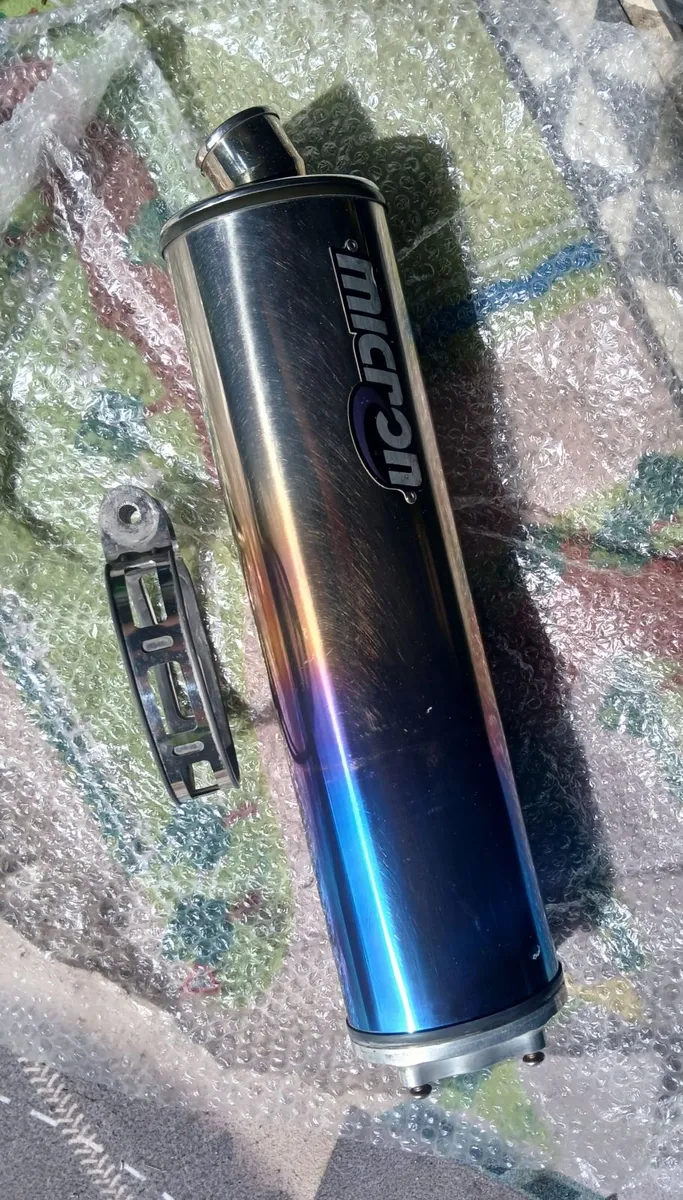 Original k1 to k4 suzuki exhaust bolt on cans... - Image 4
