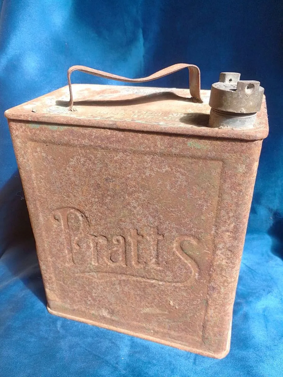Can post.Pratt's 1920s antique fuel can - Image 1