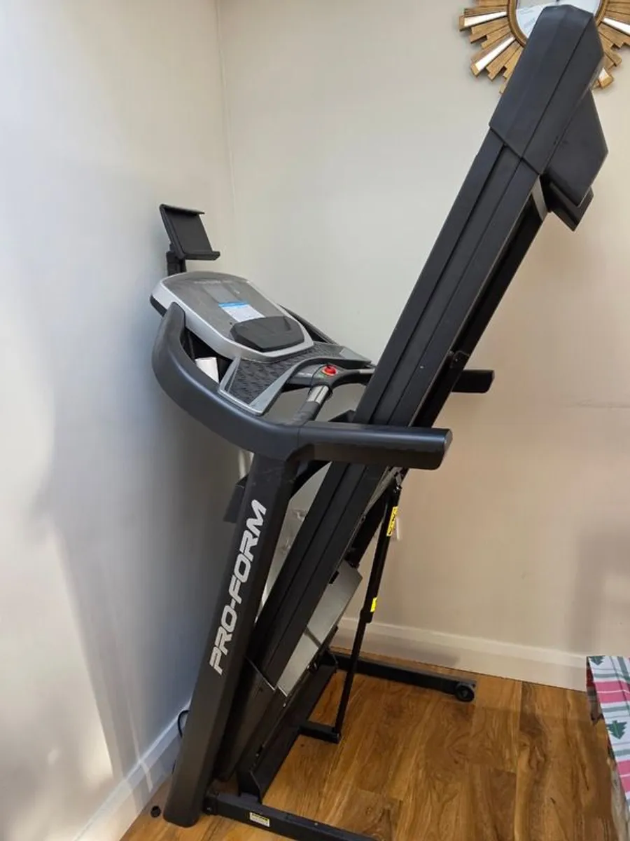 Treadmill...PRO FORM....Free to take - Image 1