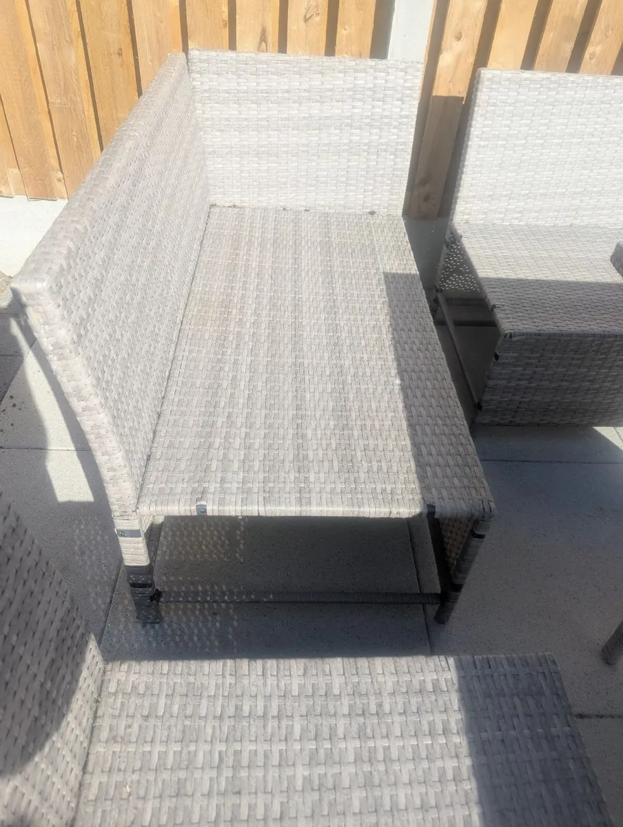 Garden furniture - Image 2