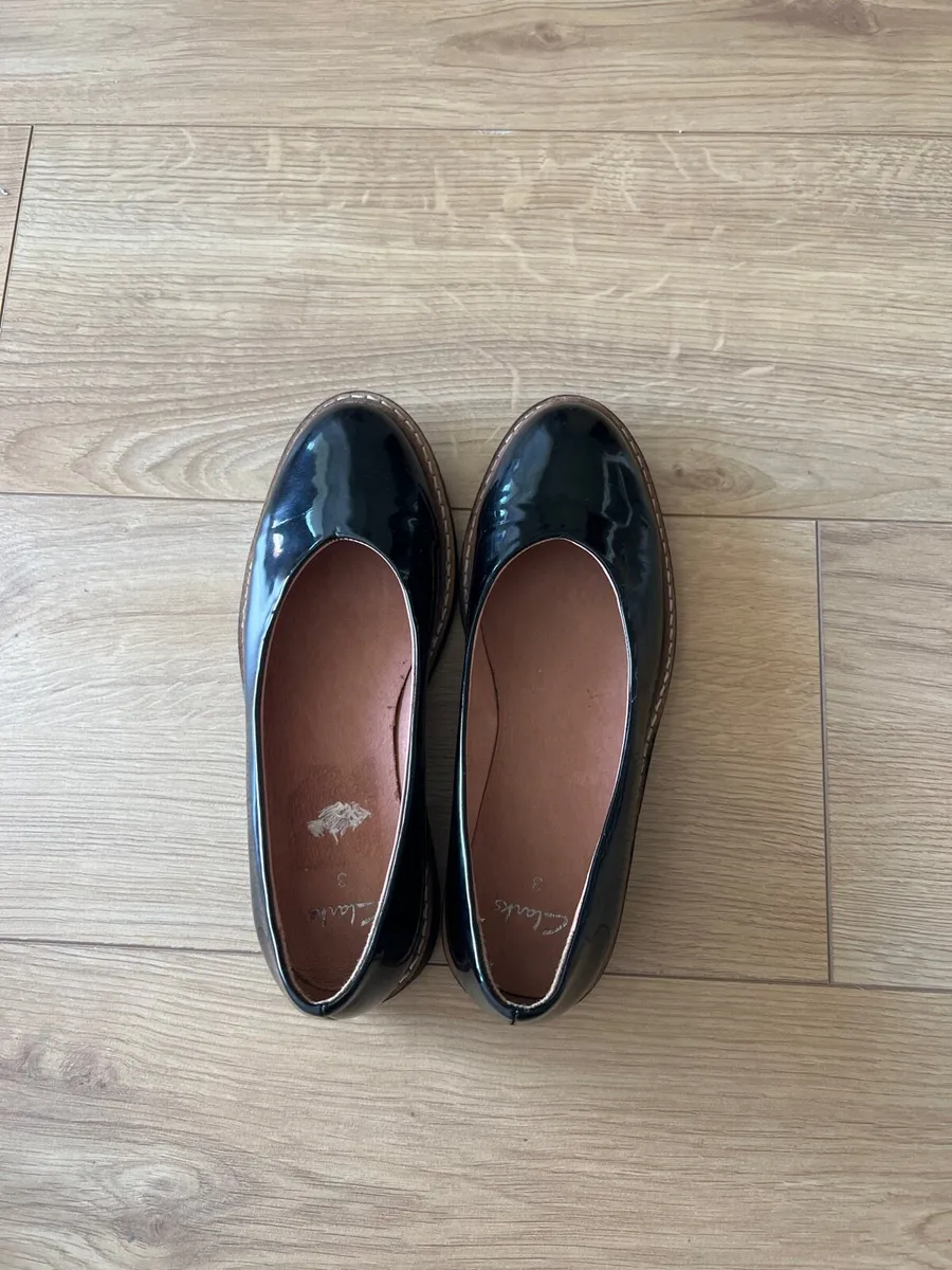 Clarks shoes - Image 1